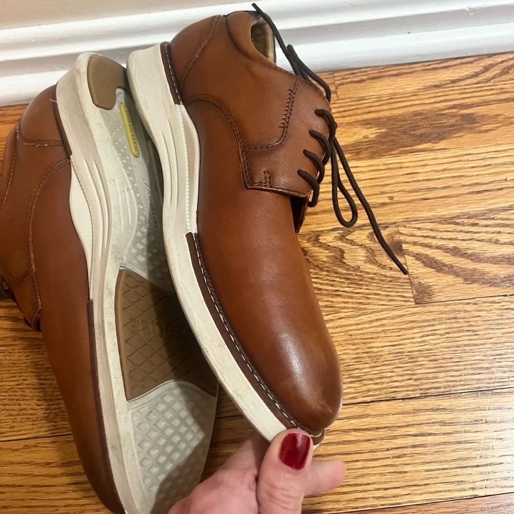 EUC Florsheim Comfortech Men's Brown Leather Shoes - size 7.5